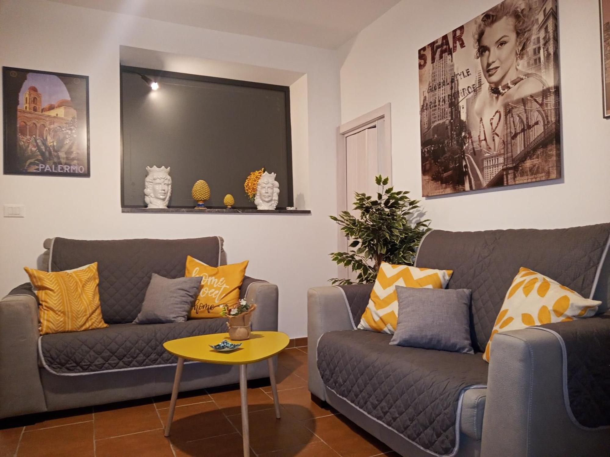 Zisa Home Ai Cantieri Culturali-Facile Posteggio In Strada No Ticket Palermo Kültér fotó